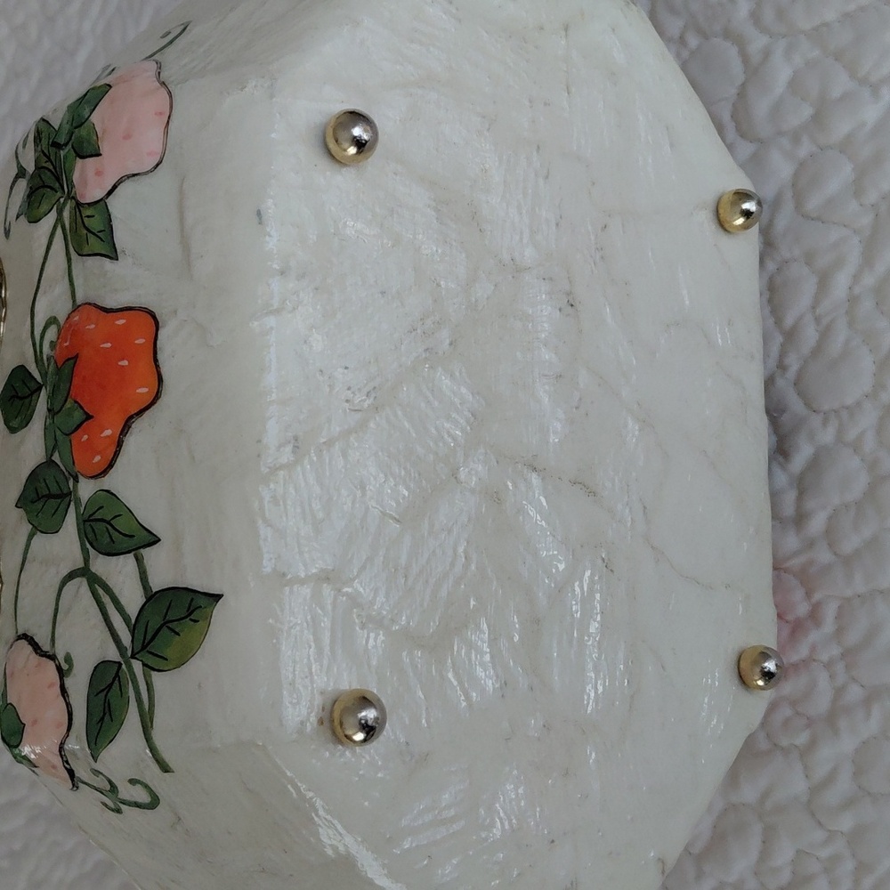 Vintage Handcrafted Strawberry Decoupage Decorative Purse with Velvet Fruit - Picture 5 of 7